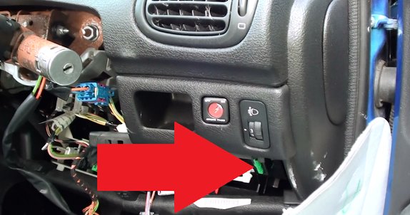 OBD2 port Peugeot 206 I (1999/ 2009) : Where is my to OBD socket ? 